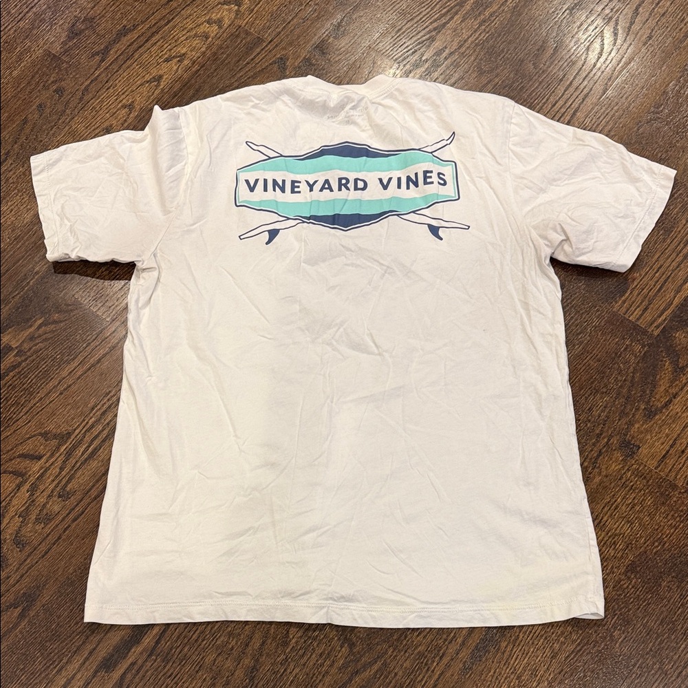 Vineyard Vines White Short Sleeve Tee board medium used
